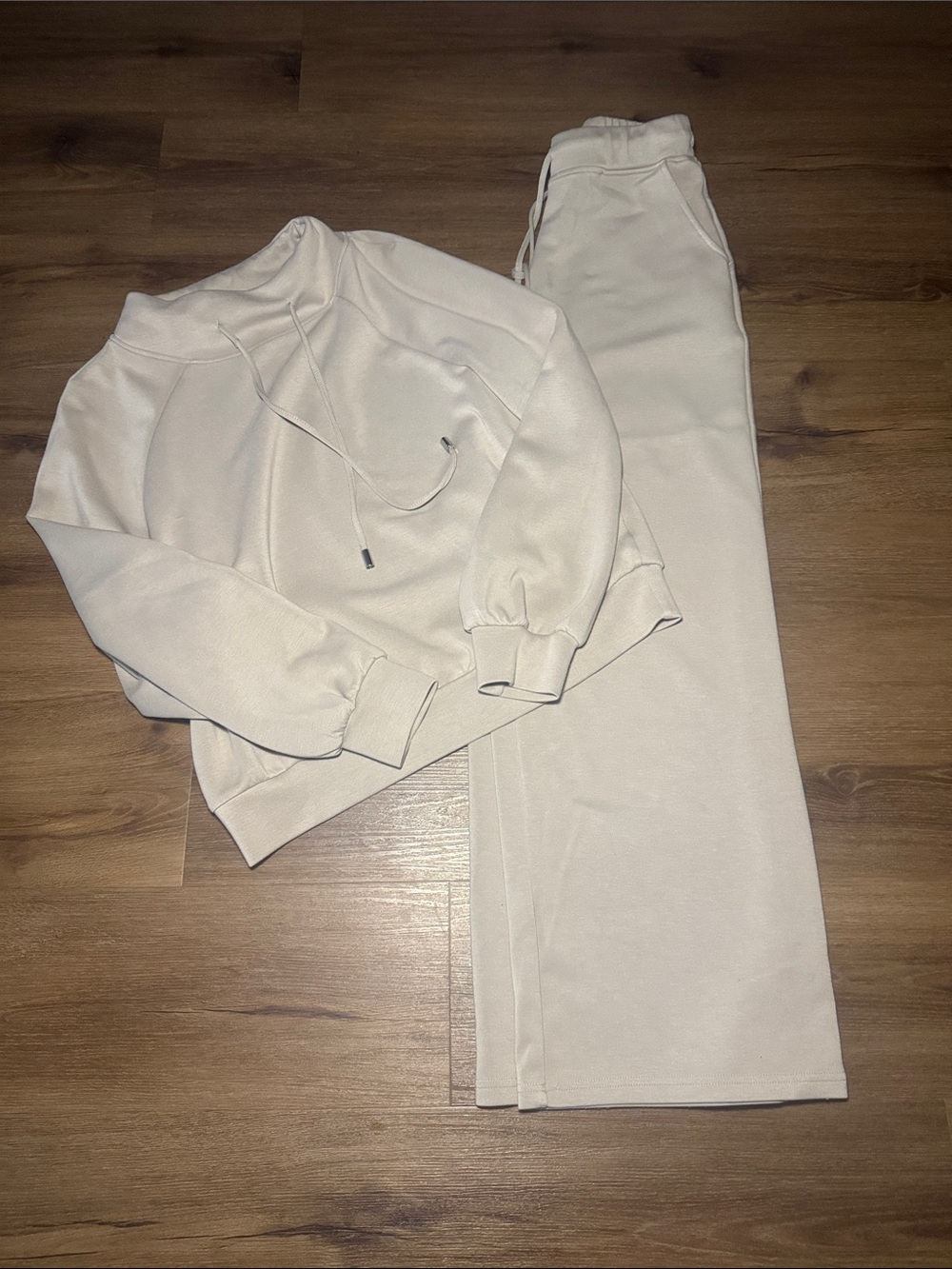 Women's Loungewear Set Sweatshirt & Wide-Leg Pant Set. Size Small - Picture 2 of 7